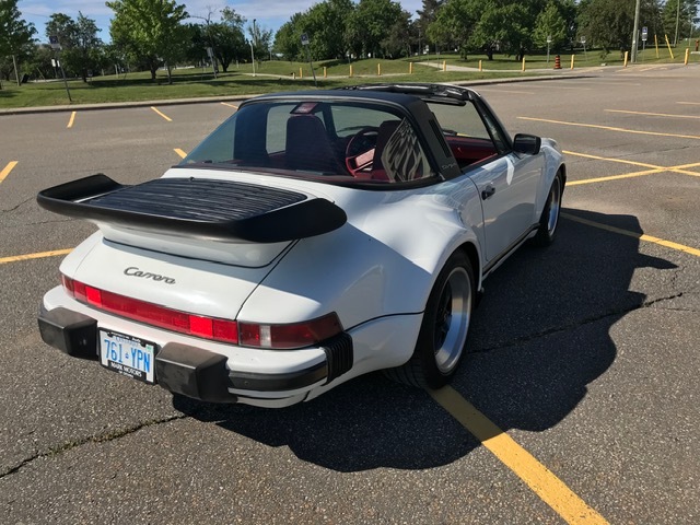 1988 Porsche 911 Carrera 6